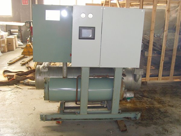 阜沙镇酒店中央空调不停机清洗方法介绍